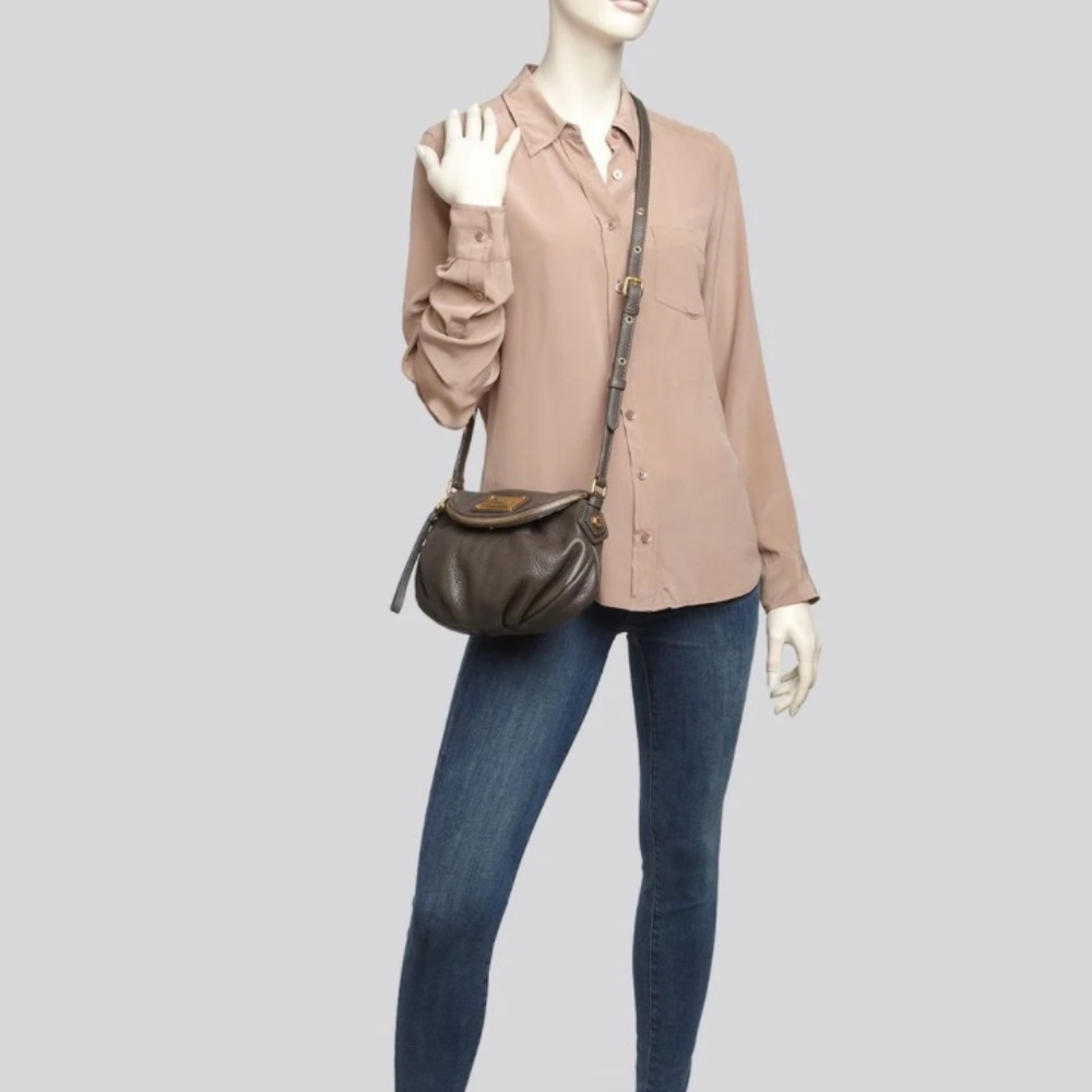 MARC by Marc Jacobs Mini Natasha Classic Q Crossbody Cement Grey